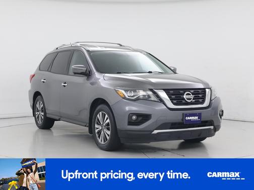 Gray 2017 Nissan Pathfinder SL