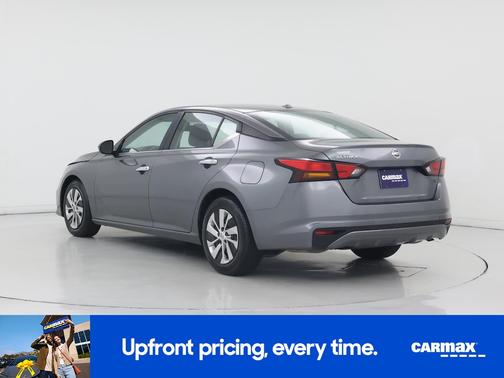 Gray 2019 Nissan Altima S
