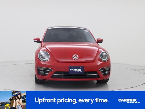 Red 2019 Volkswagen Beetle SE