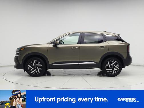 Brown 2025 Nissan Kicks SV