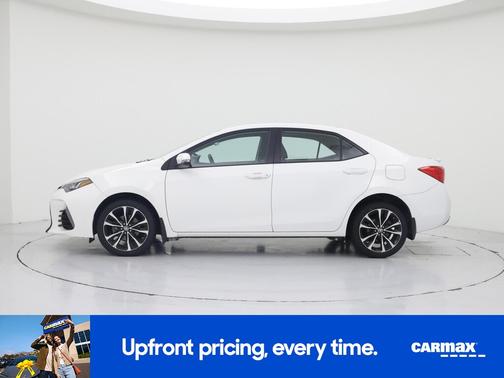 White 2017 Toyota Corolla SE