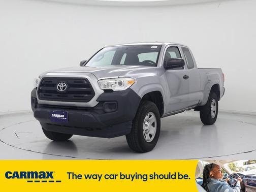 2017 Toyota Tacoma SR