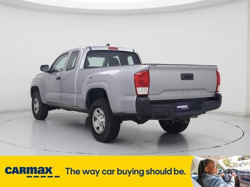 2017 Toyota Tacoma SR