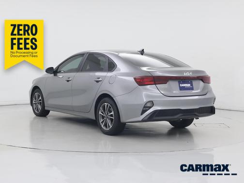 Gray 2024 Kia Forte LXS