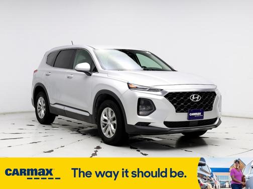 2019 Hyundai SANTA FE SE