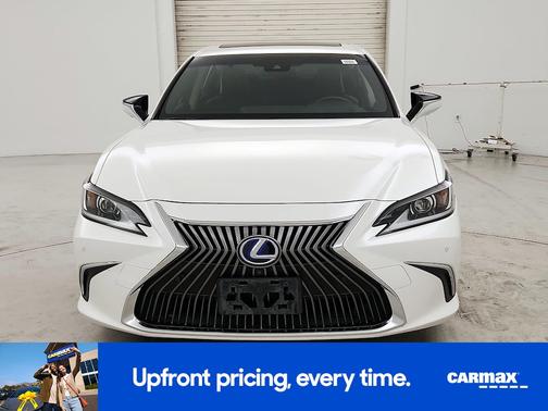 2019 Lexus ES 300h Ultra Luxury