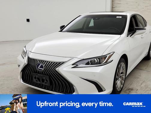2019 Lexus ES 300h Ultra Luxury