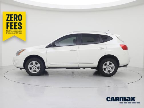 White 2015 Nissan Rogue Select S
