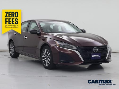 Burgundy 2025 Nissan Altima SV