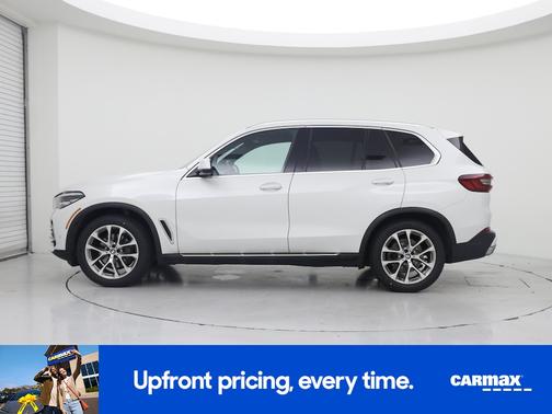 White 2023 BMW X5 sDrive40i