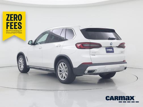 White 2022 BMW X5 sDrive40i