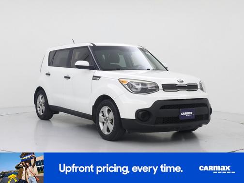 White 2018 Kia Soul