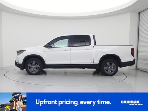 White 2024 Honda Ridgeline Trailsport