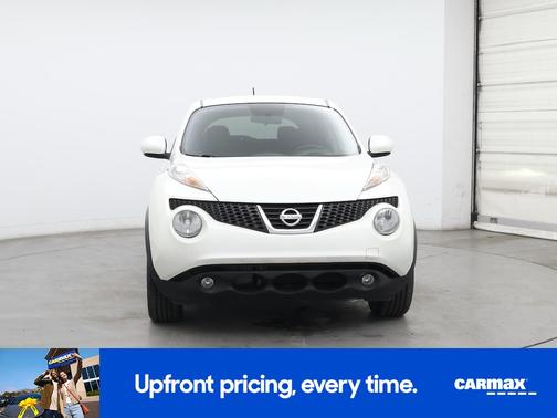 White 2014 Nissan Juke SL
