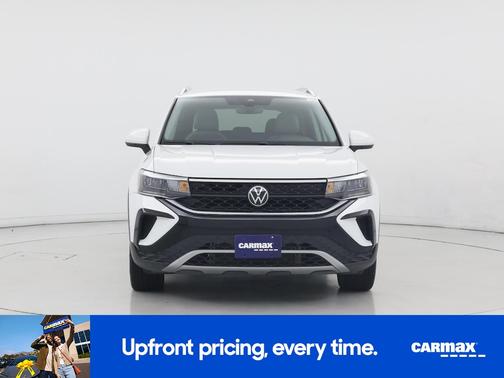White 2024 Volkswagen Taos SE