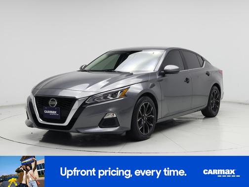 2022 Nissan Altima SV