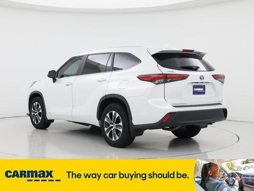 2023 Toyota Highlander Hybrid XLE