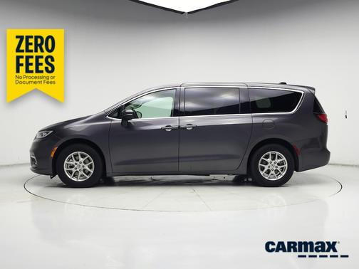 Gray 2023 Chrysler Pacifica Touring L
