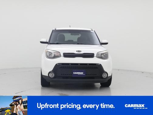 White 2016 Kia Soul +
