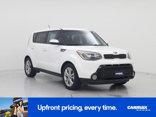 White 2016 Kia Soul +