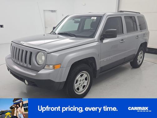 Gray 2014 Jeep Patriot Sport