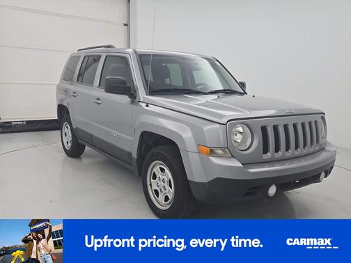 Gray 2014 Jeep Patriot Sport