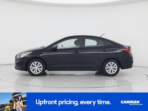 Black 2020 Hyundai Accent SE