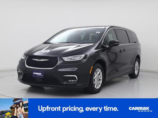 2023 Chrysler Pacifica Touring