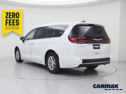 White 2024 Chrysler Pacifica Touring L