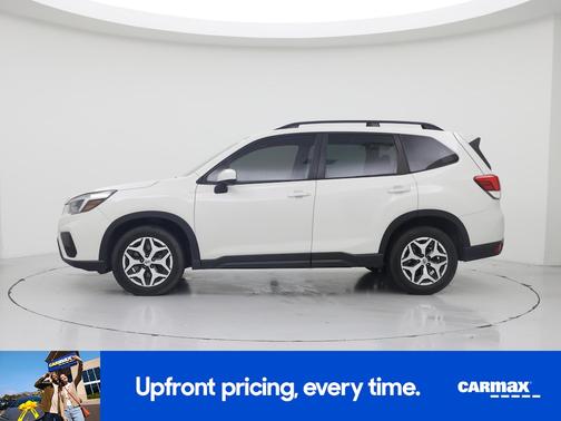 White 2021 Subaru Forester Premium