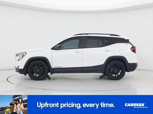 White 2022 GMC Terrain SLE