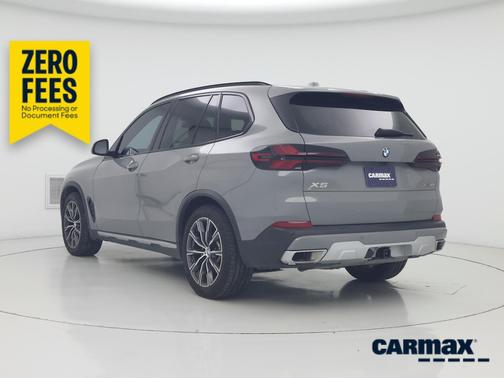 Gray 2025 BMW X5 xDrive40i