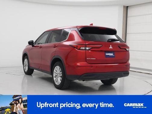 2024 Mitsubishi Outlander ES