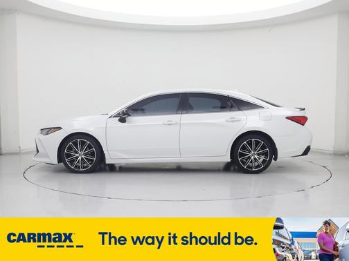 2019 Toyota Avalon Touring