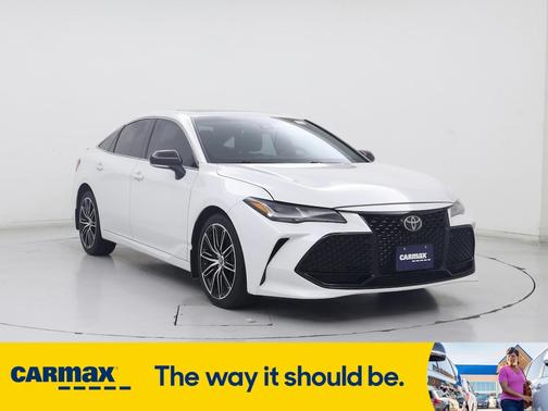 2019 Toyota Avalon Touring