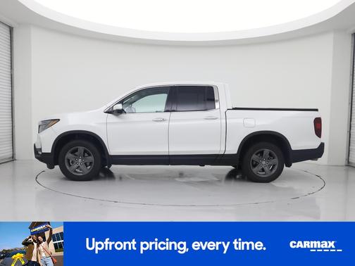 White 2023 Honda Ridgeline RTL-E
