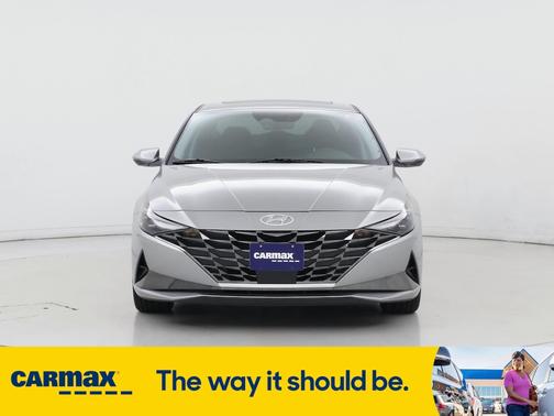 2022 Hyundai ELANTRA Limited