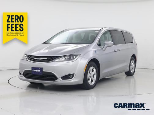 Gray 2018 Chrysler Pacifica Hybrid Touring Plus