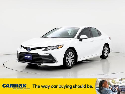 2022 Toyota Camry Hybrid LE