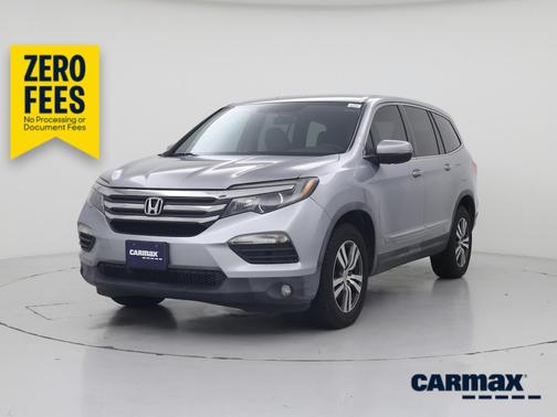 Silver 2017 Honda Pilot EX