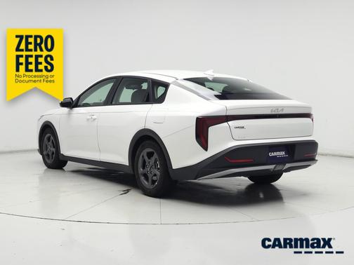 White 2025 Kia K4 LXS