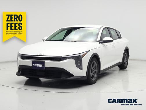 White 2025 Kia K4 LXS