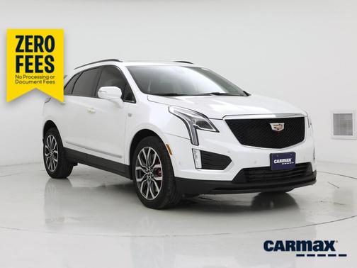 White 2024 Cadillac XT5 Sport