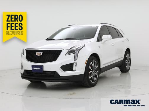 White 2024 Cadillac XT5 Sport