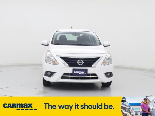 2019 Nissan Versa SV