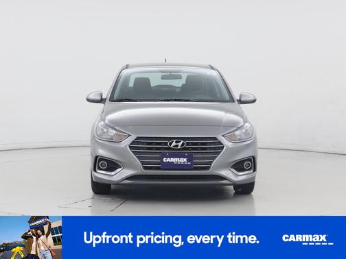 Silver 2022 Hyundai Accent SEL