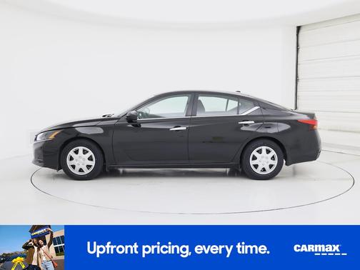 Black 2025 Nissan Altima S