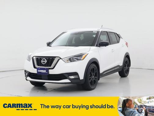 2020 Nissan Kicks SR