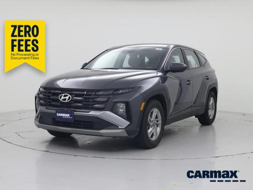 Gray 2025 Hyundai TUCSON SE