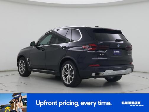 Black 2024 BMW X5 xDrive40i